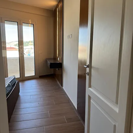 Appartement Luxury R&i Vlorë